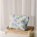Trousse à maquillage en toile verte avec motif floral violet et texture plissée - Violet
