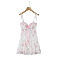 Enges weißes Blumen-Minikleid mit Rosenmuster, Spitzenbesatz und Schleifenträgern - S / Weiß mit rosa Blumen