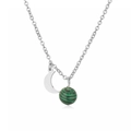 Détail du collier croissant de lune argenté avec pendentif en pierre de marbre vert - Acier Malachite