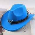 Levendige koningsblauwe vilten cowboyhoed met etnische vlechtband en zilveren stierkopdetail - Eén maat 57-58cm / Tibetaanse Stof Koeienschedel Decoratie / Hemelsblauw