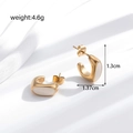 Boucles d'oreilles créoles dorées en acier inoxydable avec incrustation d'émail blanc - ER-703 Boucles d'Oreilles Émail Blanc Demi-Cercle Forme C Doré