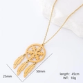 Détail du collier attrape-rêves doré avec plumes de 50mm et une chaîne de 45cm de long - Style Attrape-Rêves Flocon de Neige (Style 1)