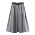 Eleganter grauer Plissee-Midirock in A-Linie mit schmalem schwarzem Gürtel und Twill-Stoff - XS / Skirts
