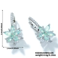 Lotusohrringe mit hellgrünen und weißen Markasitsteinen, 2,4 cm x 1,4 cm groß - Versilbert Hellgrün Zirkonia