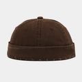 Détail du bonnet docker marron délavé avec coutures décoratives et texture en coton épais - Réglable / Café uni