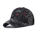 Dettaglio della stampa floreale vintage su cappellino da baseball in cotone nero - Regolabile / Denim Nero