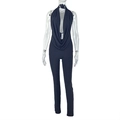 Detailopname van zwarte halter jumpsuit met diepe V-hals en een open rug ontwerp voor dames - S / Zwart