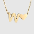 Collana in acciaio dorato con pendente a cuore e lettera W su catena a maglie O - Oro-W