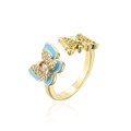 Detailansicht 18K vergoldeter Schmetterlingsring mit Zirkonia und Emaille-Akzenten - Einstellbar Offen / Gold/Hellblau (11930)