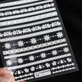 Stickers ongles 3D blancs à relief motif pull d'hiver avec renne et flocons de neige - Motif de Pull Blanc (TS-269)