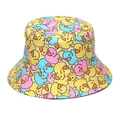 Dettaglio cappello alla pescatora giallo con stampe di papere e cuciture rifinite a mano - Stampa Anatra Cartoon (A)