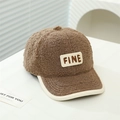 Casquette de baseball en polaire teddy marron pour enfants avec broderie et bordure - 52-54cm (Suggéré 4-10 Ans) / Chameau