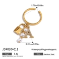 Bague ouverte en acier doré 18K avec pendentif serrure, perles et breloque lettre A - Bague Perle Cadenas Lettre A (JDR0204011)