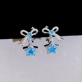 Eleganti orecchini a fiocco color argento con cristalli a stella blu e pavé. - Ago D'argento 20# - Argento - Blu