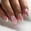 Unghie finte french bianche e rosa con design a cuore 3D e dettagli di glitter - Stile Francese Cuore Rosa Bianco (JP3869)