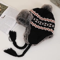 Knitted trapper hat with leopard pattern and faux fur lining for winter warmth - M (56-58cm) / Black Trapezoid