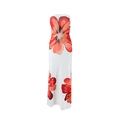 Detail van levendige rode bloemenprint op witte strapless lange zomerjurk van katoen - S / Wit Rood
