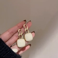 Elegant cream white square geometric earrings with gold chain design on beige background - Square Chain Style / Cream White