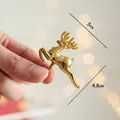 Decorazione per torta natalizia a forma di renna dorata in lega, misura 5cm - Stile Renna Dorata