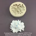 Gardenia flower silicone mold for DIY resin cakes, mold size 6.9x6.1x2cm with floral detail - 3-Petal Frangipani / Gray