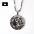 Macro-opname van de zilveren roestvrijstalen hanger met Jezus-portret en stevige box-ketting - Stijl A / 50cm Kettinglengte