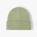Gorro de punto acanalado verde claro con dobladillo y diseño minimalista de invierno - Verde Hierba (20B118C)