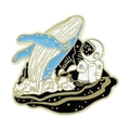 Pin esmaltado de astronauta con ballena azul sobre un fondo de cielo estrellado y metal - Estilo Astronaute Montando Ballena (XZ3176)