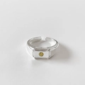 Anillo ajustable de plata S925 con gema amarilla en base cuadrada de textura rugosa - Rectángulo Gema Amarilla / Plata