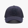 Casquette de baseball en maille bleu marine avec logo géométrique brodé pour le sport d'été - Réglable / Bleu marine