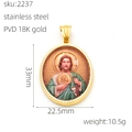 Detail view of oval Jesus pendant in 18K gold stainless steel with 33mm x 22.5mm dimensions - Sacred Heart of Jesus Portrait (2237)