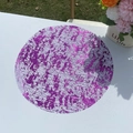 Sottopiatto rotondo viola scintillante con trama a maglia metallica scavata - Viola