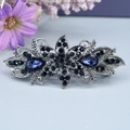 Barrette vintage couleur bronze avec strass bleu foncé et motifs de fleurs - Chanson d'Amour (Argent Antique)