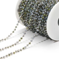 Chaîne à perles facettées gris-bleu avec maillons dorés sur une bobine blanche - Bleu Gris/3mm/11
