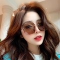 Fashionable oversized square rimless sunglasses with brown gradient lenses for women - Rimless Cut Edge Tea