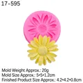 Pink daisy flower silicone mold with yellow fondant sample and dimension specifications - Daisy / Pink