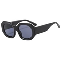 Moderne dicke schwarze achteckige Sonnenbrille mit breiten Bügeln und grauen Gläsern - Glänzendes Schwarz C01