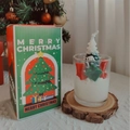 Handmade Christmas scented candle set with festive tree and gift box ornaments - Christmas Tree Gift Cup - Pear & Cedarwood Scent