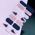 Détail des stickers ongles Noël SDA-028 avec sapins bleu marine et motifs de flocons - Style Sapin Bleu Flocon de Neige Blanc Nude Bleu Foncé (SDA-028)