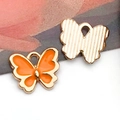 Schmetterling Anhänger aus Goldlegierung mit orangefarbenem Emaille für DIY-Schmuck - Oranger Schmetterling (12x11 mm)