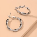 Orecchini a cerchio intrecciati color argento con finitura in metallo testurizzato - Stile Nodo Intrecciato Ritorto (5#) / Argento