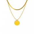 Collana a doppio strato placcata in oro 18k con pendente rotondo inciso in acciaio - Collana a doppio strato dorata