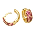 Orecchini a cerchio placcati oro 18K con micro-pavé di zirconi rossi su sfondo bianco - Rosa Rossa