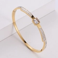 Bracciale rigido in acciaio al titanio dorato con zircone quadrato e pavé di diamanti - Oro