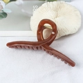 Large amber brown tortoise shell hair claw clip with matte finish for high ponytails - Amber Texture / Tan
