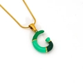 Collana con ciondolo lettera G placcata in oro e smalto verde su catena in acciaio inox - Stile Lettera G