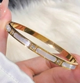 【23】golden Shell-shaped Diamond Bracelet