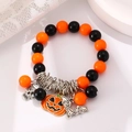 Detail der Halloween-Perlenarmband mit orangefarbenem Kürbis und silbernem Totenkopf - Fledermaus Kürbis Totenkopf Armband mit mehreren Anhängern (Stil 04 Fledermaus 6283)