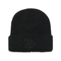Dettaglio del berretto in maglia nera con spessa trama a coste e ricamo smiley - M (56-58cm) / Nero