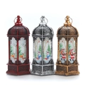 Detailansicht von drei Vintage-LED-Weihnachtslaternen mit festlich bemaltem Glasdekor - Vintage Silber Schneemann