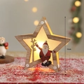 Sternförmige Weihnachtsdeko aus Holz mit LED und Weihnachtsmann, 15 cm groß - Holz Stern Weihnachtsmann